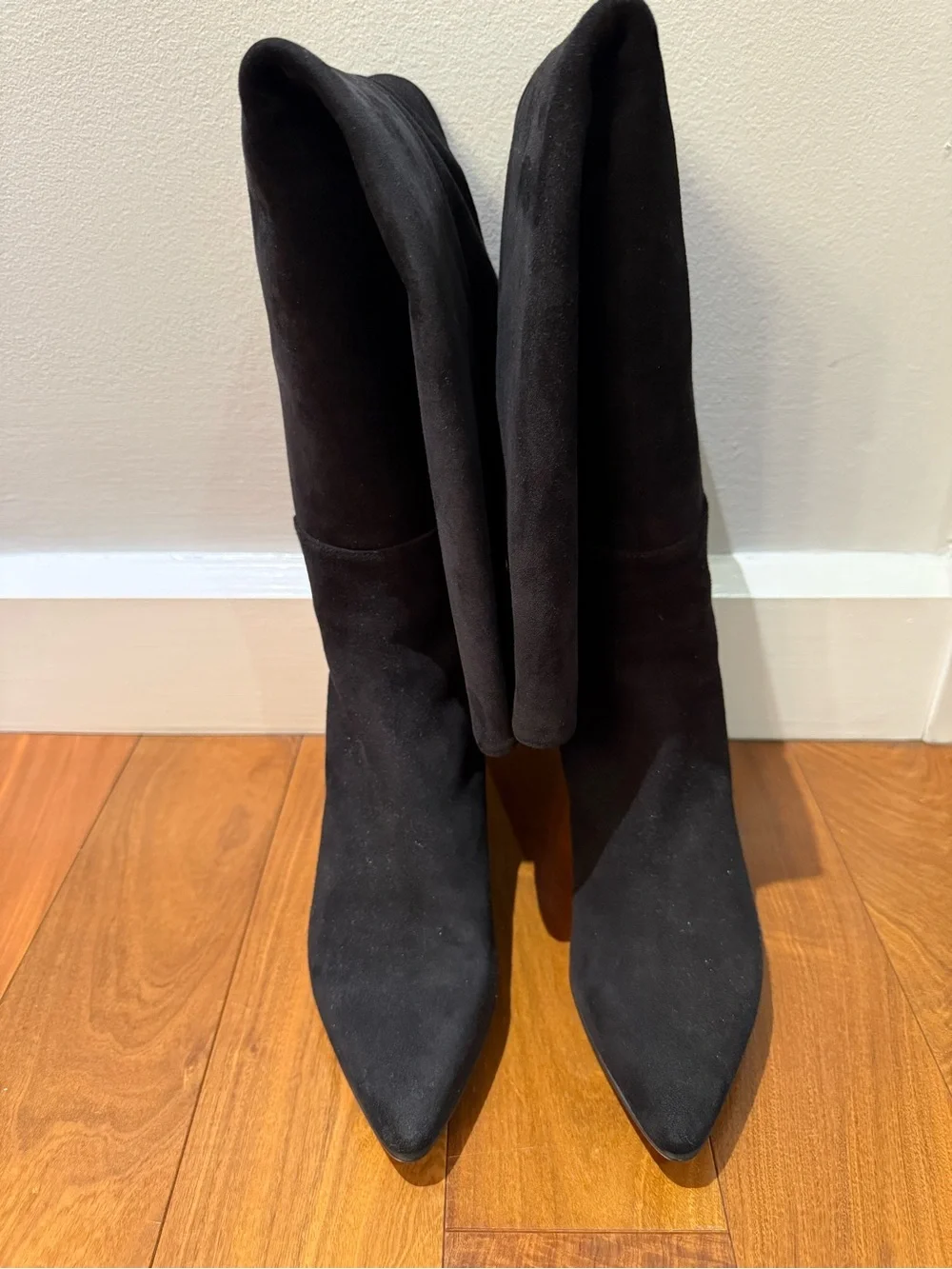 New Without Box Stuart Weitzman Black Suede Over-the-Knee Pointed Toe Boots